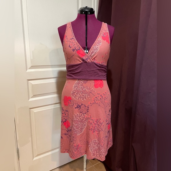 Summer Dress - Patagonia Floral Dress Size Medium - Picture 1 of 6